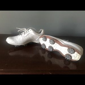 Ladies FootJoy EmBody Golf Shoes Sz 7